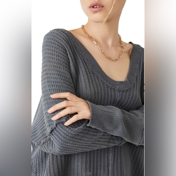 NEW FREE PEOPLE - Oversized Thermal Top with Long Sleeves in Gray - Picture 10 of 14